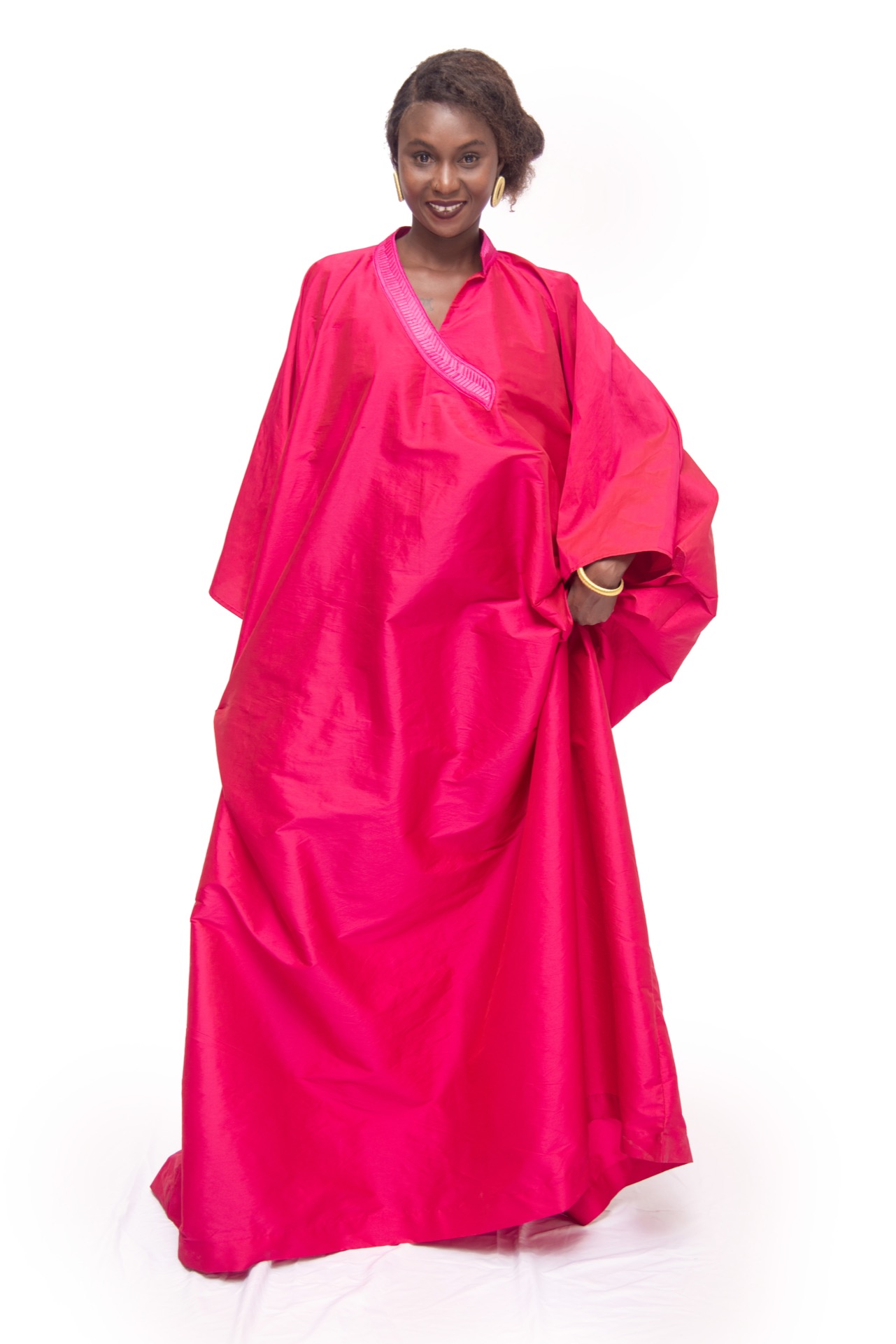 Boubou Shantung avec col signature en broderie – Image 4